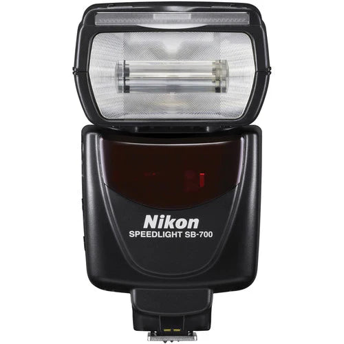 Nikon DX Speedlight Portrait Pack with 35mm f1.8G Lens + SB700 Flash
