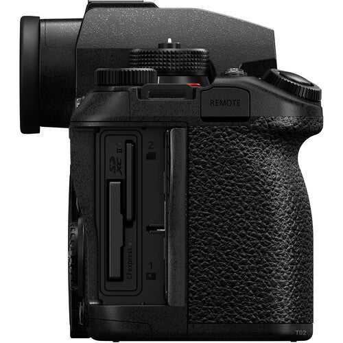Panasonic Lumix DC-S1 IIE Mirrorless Camera body with (24-105mm F4)